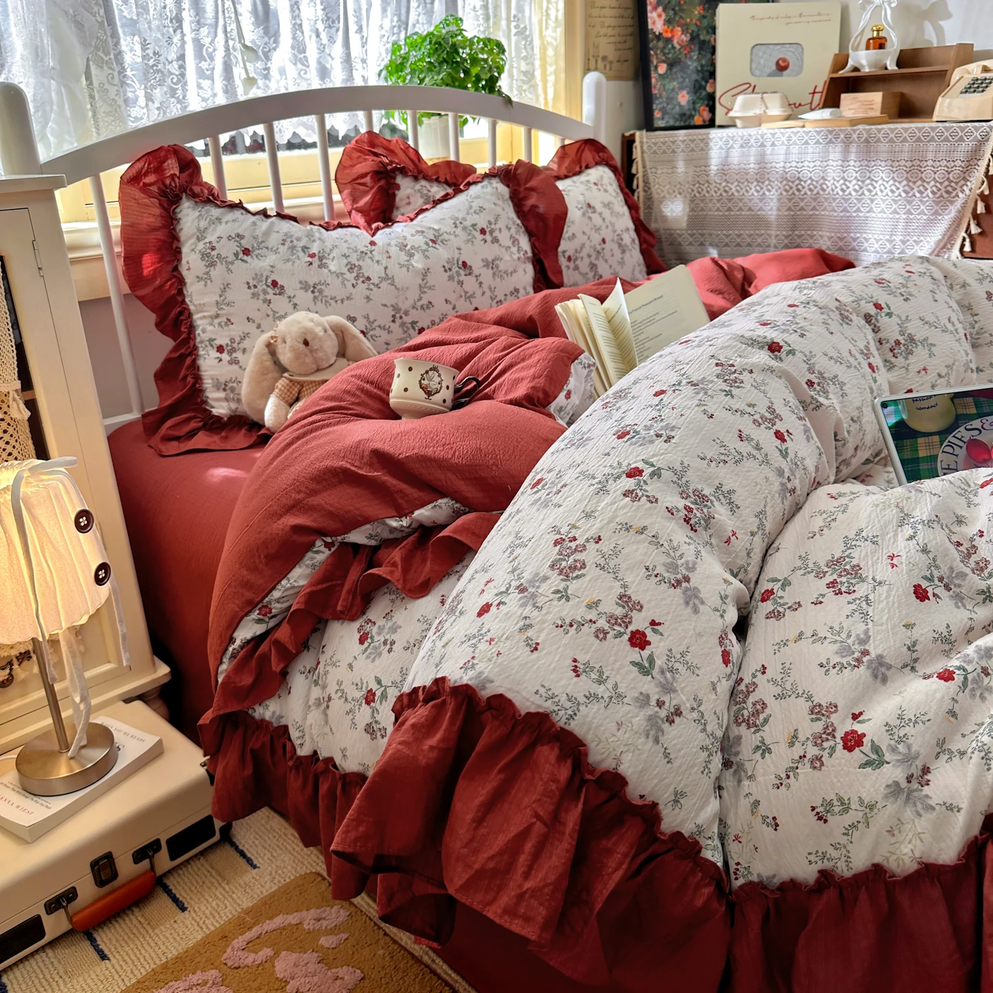 フランスのヴィンテージ風寝具セット カントリースタイル 花柄 - Aesthetic Floral Duvet Cover のレビューと価格